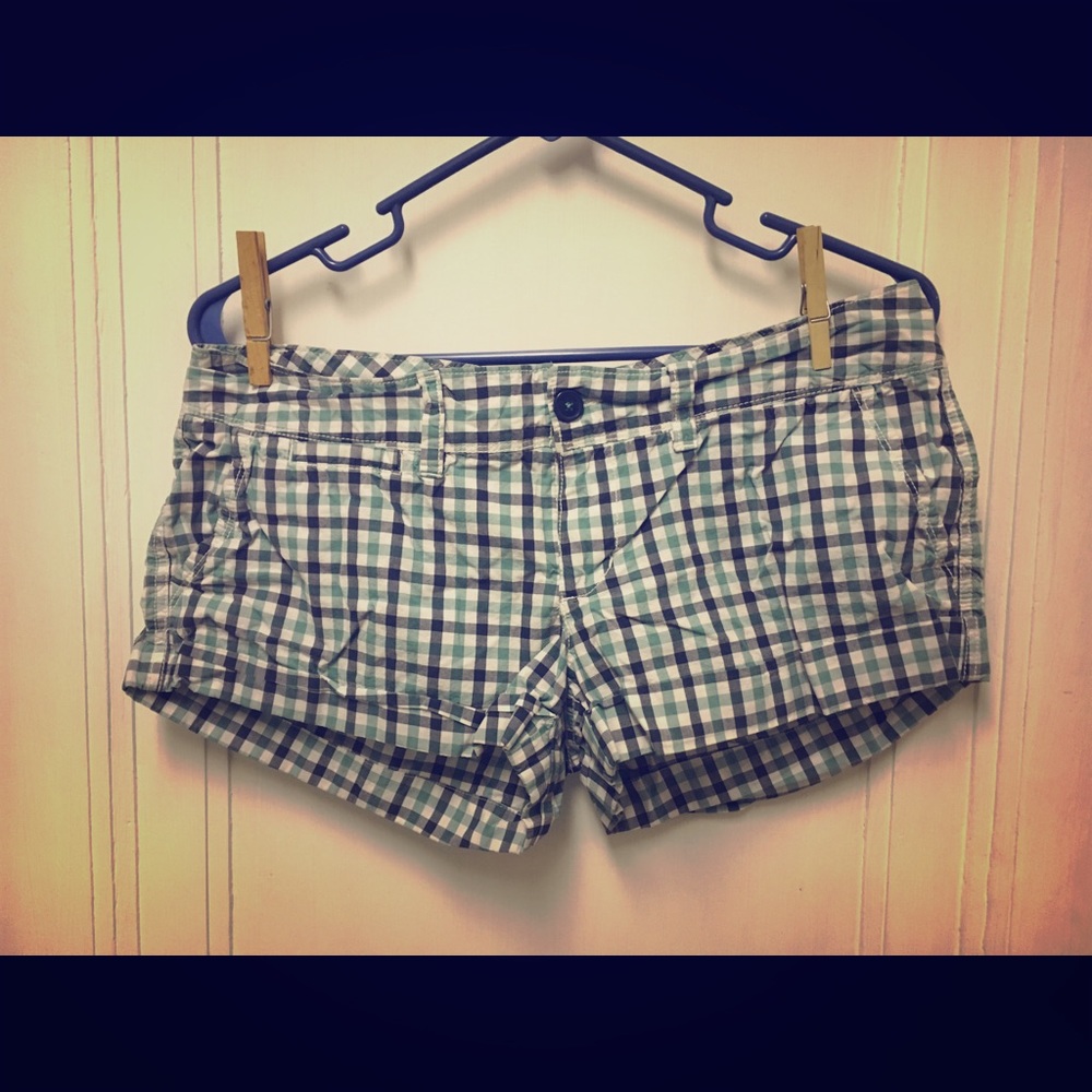 Plaid American Eagle shorts